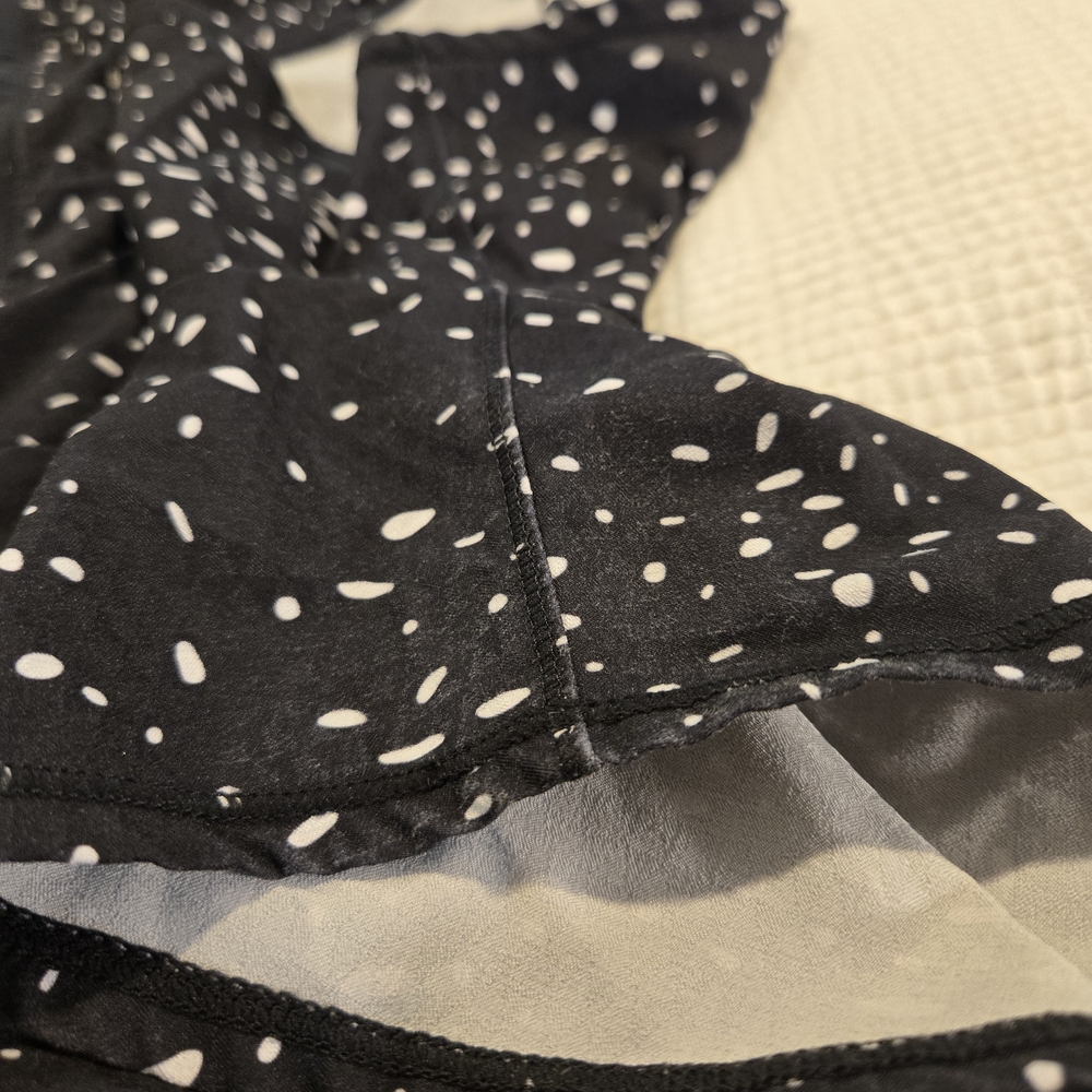Oiselle Black and White Athletic Shorts